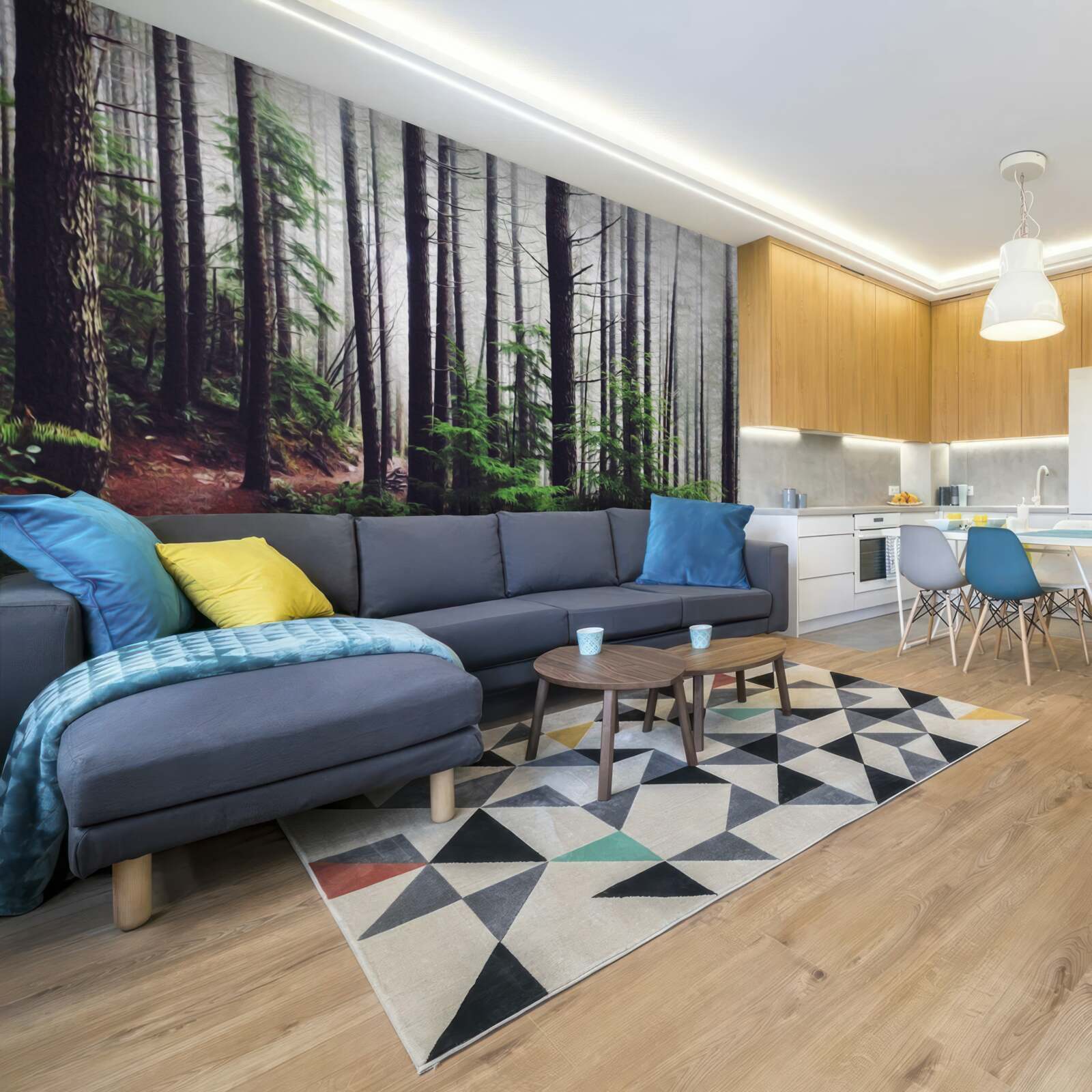 Фотошпалери туманний ліс сповнений високих і струнких дерев